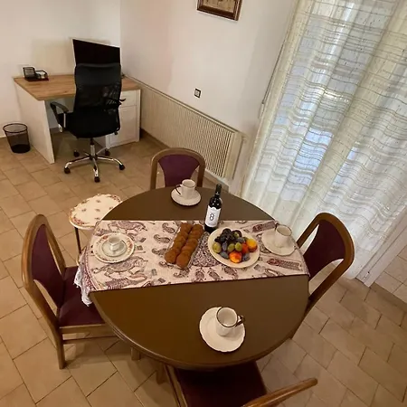 Cozy I 3 Min To Ancient Philippi And Mudbaths Apartment