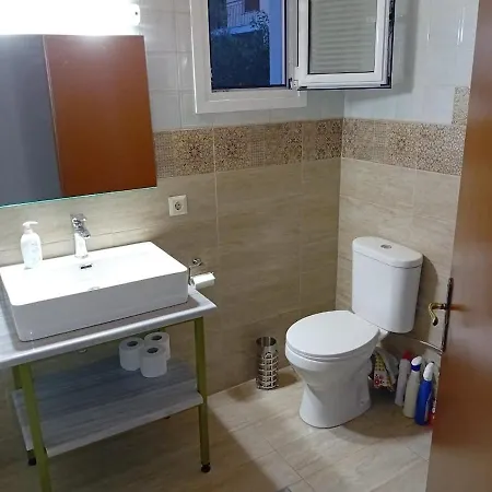 Cozy I 3 Min To Ancient Philippi And Mudbaths Apartment *